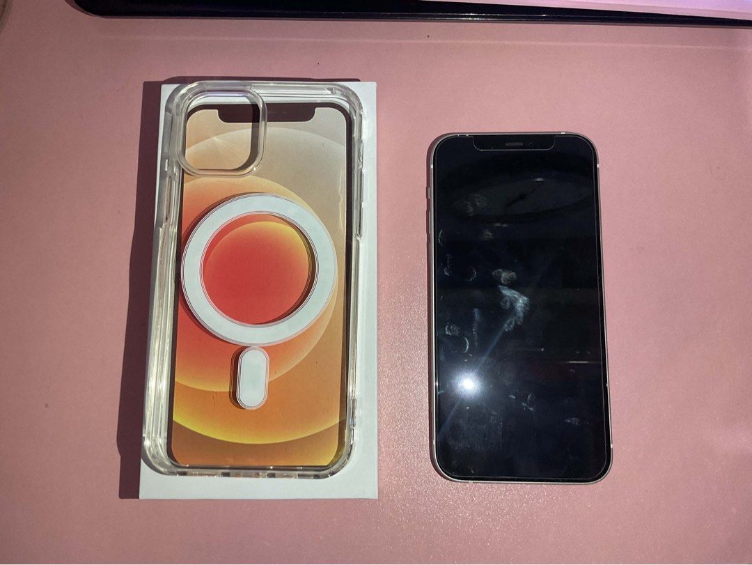 Iphone 12 128 gb 97 bh (Category: iPhone 12 Series) located in Manila. Submitted by ayii679 (Listing ID 1438550575, Image 3). Description: selling: iphone 12 128gb white still under warranty sa pinagbilhan na shop! ✅ 97% bh ✅ no issues, not refurbished ✅ true tone and face id working ✅ super smooth ✅ no dents and scratches ✅ with box ✅ free tempered, charger, case asking price: 13k nego pm for more photos! baguio loc.