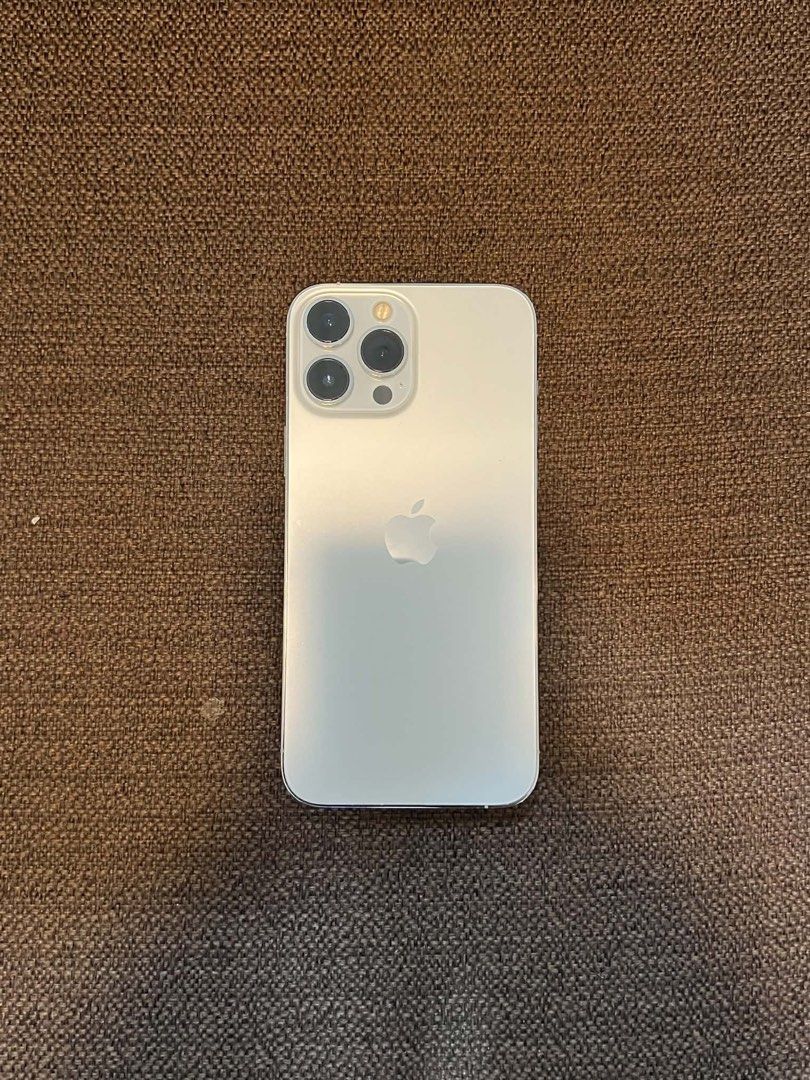Iphone 13 Pro Max 256 GB With Box (Same imei) (Category: iPhone 13 Series) located in Manila. Submitted by rnynro (Listing ID 1438537404, Image 3). Description: LAST PRICE POSTED Iphone 13 Pro Max 256 GB With Box (Same imei) Orig Battery - 76% Batt Health long lasting All Buttons working Face ID working True tone working Price: slightly negotiable Factory Unlocked (all networks) Issue: 3x zoom camera has a dust (0.5x and 1x working perfectly) Inc