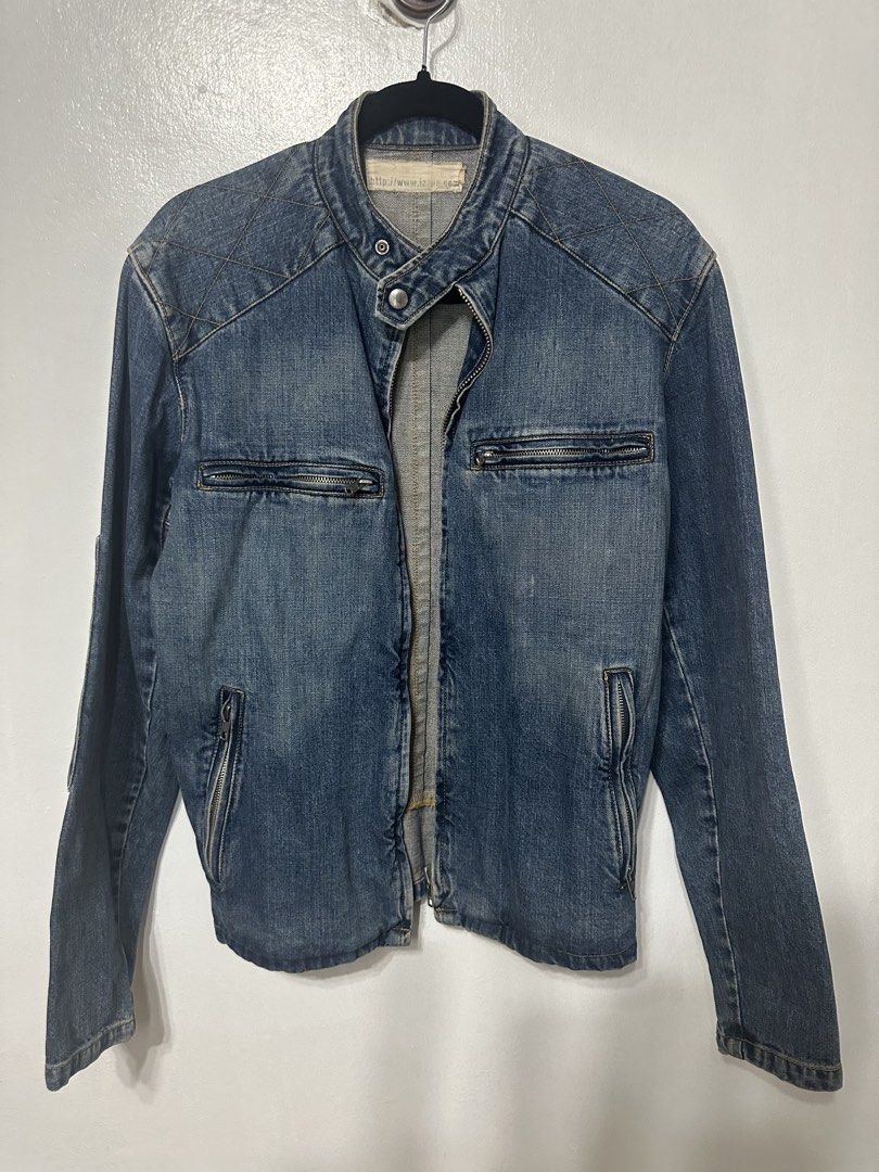 Izzue Denim Jacket (Category: Coats, Jackets and Outerwear) located in Batangas. Submitted by jim2621 (Listing ID 1438510095, Image 1). Description: - Faded denim biker jacket - Stand-up collar - Zip closure - Quilted shoulder detailing - Multiple zip pockets (chest and sides) - Classic biker style - Brand label visible Womens size4.