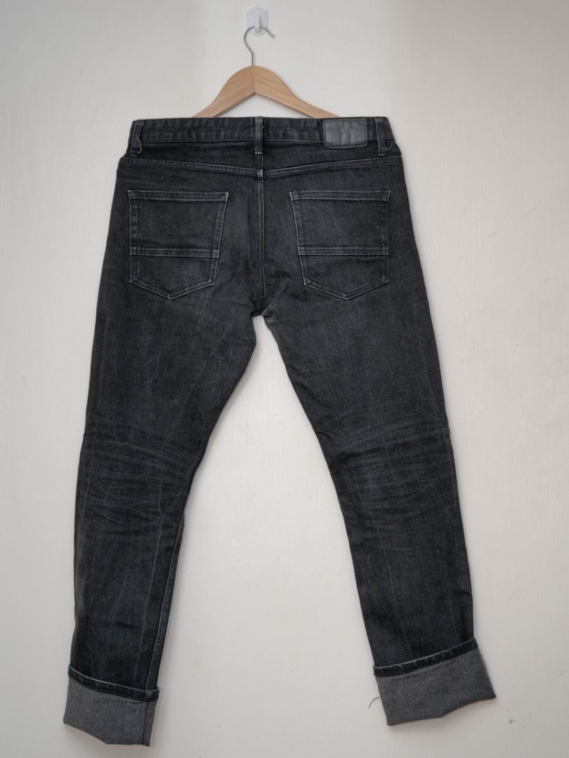 JEANS as pack (Category: Jeans) located in Iloilo. Submitted by heyjay10 (Listing ID 1430833363, Image 2). Description: Born to be wild Jeans (Selvedge) Size: 32 Condition: Good Boss Jeans Size: 32 Condition: Good ENG Jeans Bootcut Size: 32 Condition: Good SPAO Jeans (selvedge) Size: 32 Condition: Good GU Baggy pants Size: 31-32 Condition: Good Cumar Italy Size: 30 Condition: brand new Izzue Collection Khaki pants Size: 31-32 Condition: Good Loca