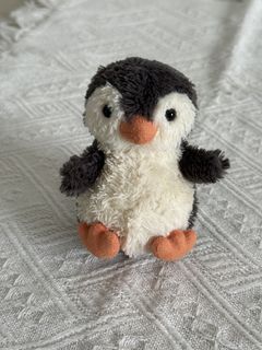 (Category: ) located in . Submitted by twinkle_jellycat (Listing ID 1438518246, Image 1). Description: .