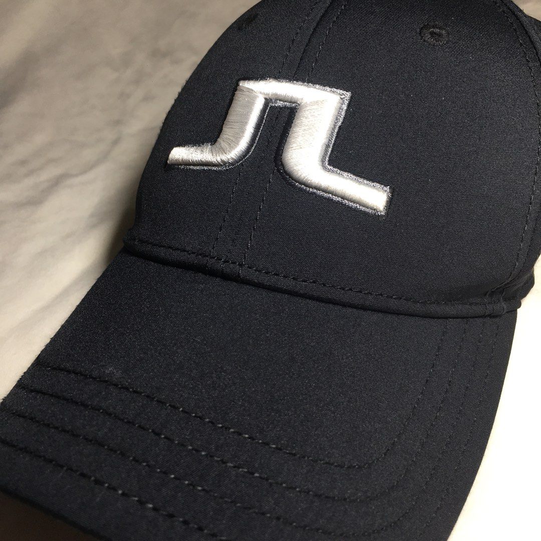 j.lindeberg Cap (Category: Caps & Hats) located in Paranaque City. Submitted by dresswell.ph (Listing ID 1438672525, Image 2). Description: J.Lindeberg Cap Excellent Condition No issue.
