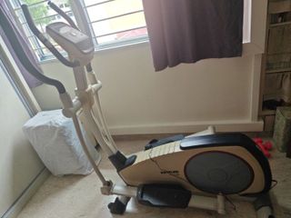 (Category: ) located in . Submitted by earlygrey (Listing ID 1438525780, Image 1). Description: .