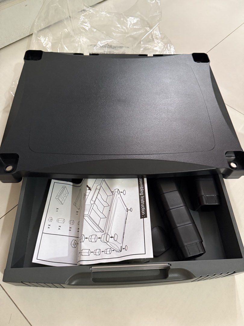 Laptop stand457517704592107521