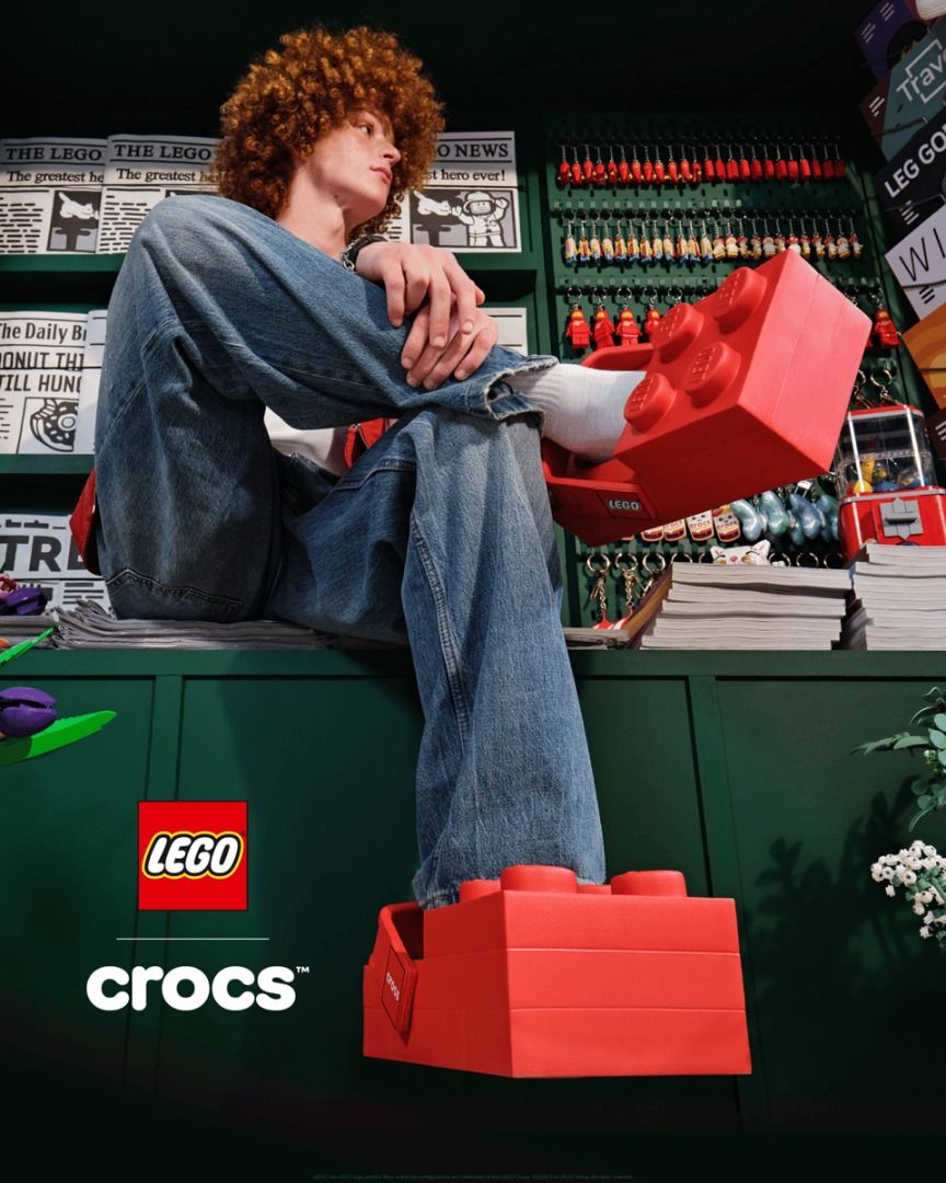 Lego X CROCS Sandals (Category: Everything Else Others) located in Quezon City. Submitted by olxph_814126490 (Listing ID 1438518297, Image 3). Description: - LEGO X CROCS SANDALS! - Size 40 - Hard to find Collectible - Never worn - Complete with box and Lego toy.