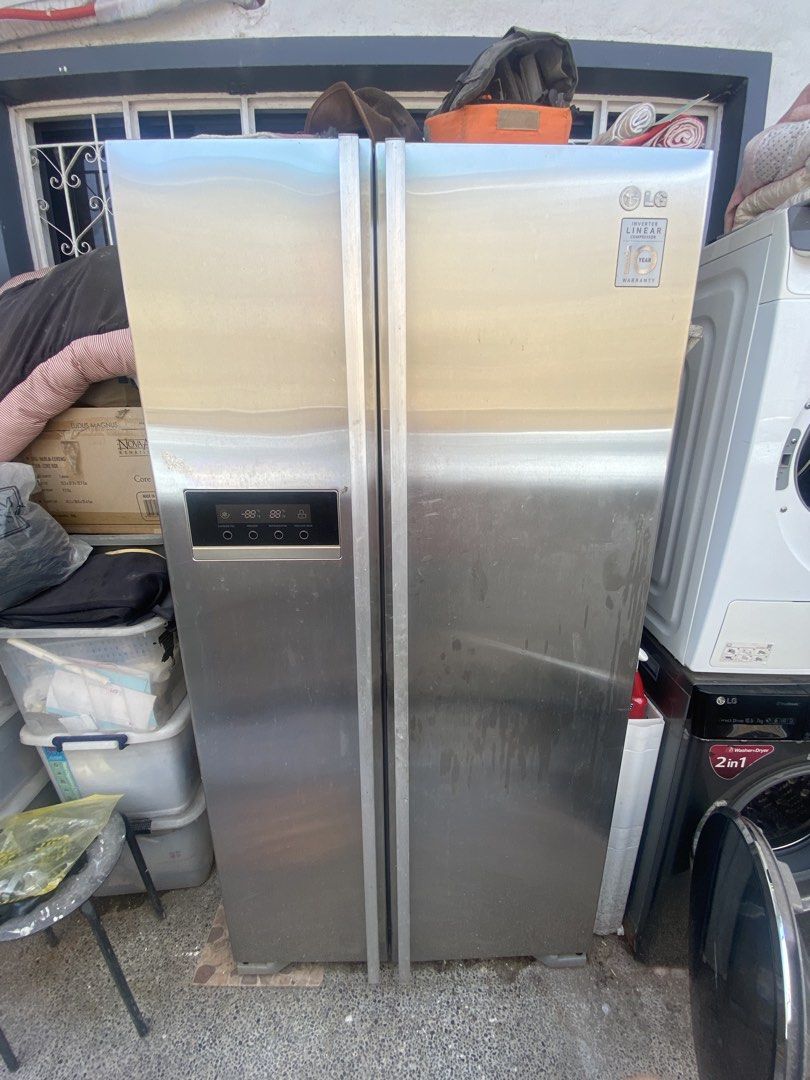 LG Refrigerator (Category: Refrigerators and Freezers) located in Las Pinas. Submitted by bluerlim (Listing ID 1438534722, Image 1). Description: - No issues, In good working condition - Dimensions: Approximately 86 inches (H) x 34.5 inches (W) x 26.5 inches (D) - Will empty & clean upon purchase! - RFS: buying new fridge - DM for more pics/ questions.