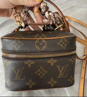 （分類：）位於 。 由 poffyoll 提交（商品編號 1438555128，圖片 1）。簡介： 。