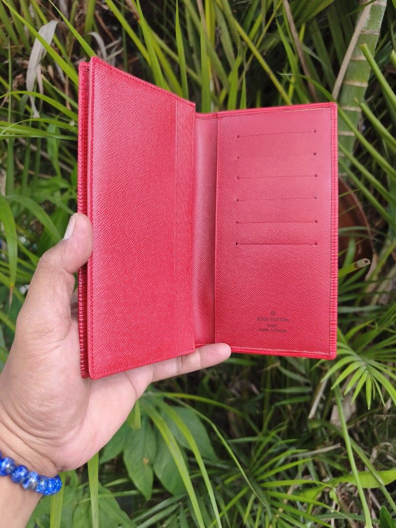 Louis Vuitton Epi Leather Wallet (Category: Luxury Bags & Wallets) located in Bulacan. Submitted by THA_D_THRIFT (Listing ID 1438648859, Image 2). Description: - Authentic Louis Vuitton wallet - Red Epi leather - Multiple card slots - Bill compartment - Red interior - Made in France - Iconic LV logo - Stylish and functional FRESH FROM JAPAN SOURCE EXCELLENT CONDITION SIGN OF USAGE 1250 + SF DKO MAKITA CODE PERO NUNG PINOST KO,AUTOMATIC SA DESCRIP