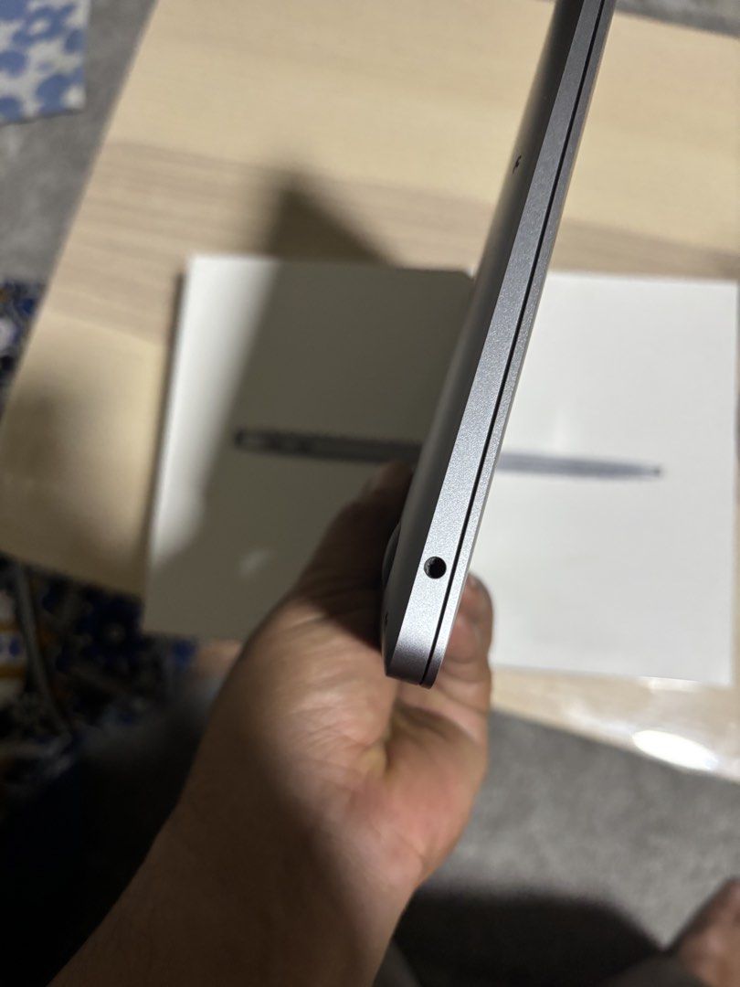 Mac book air457251887116472320