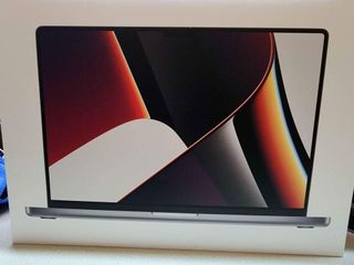 Macbook Pro M1 2021 16inch462748724966860800