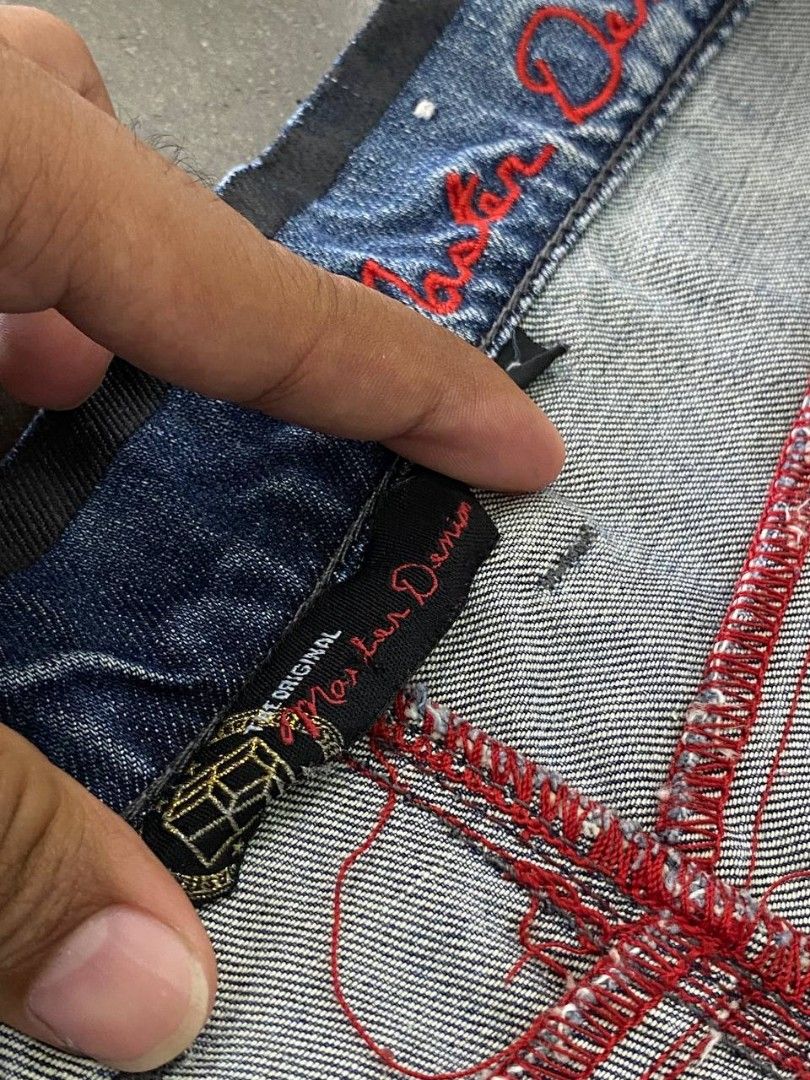 Mastermind Prod Washed Denim Pants Unisex (Category: Jeans) located in Taguig. Submitted by kyru4rchive (Listing ID 1438637007, Image 3). Description: Mastermind Production Washed Denim Pants Unisex Size: 30-32" waist Very Good Condition 9/10 Flaws: Slightly distressed hem, signs of usage Price: P450 Measurements: Waist: 30-32" Length: 40" Inseam: 30" Leg Opening: 8.5".
