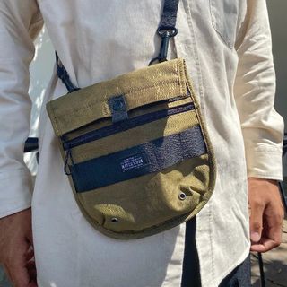 由 tmart81 (刊登 ID 1438544964，圖片 1) 提交，位於 的 (類別：)，說明：。