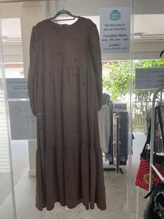 (Category: ) located in . Submitted by thriftthrills_sg (Listing ID 1438533350, Image 1). Description: .