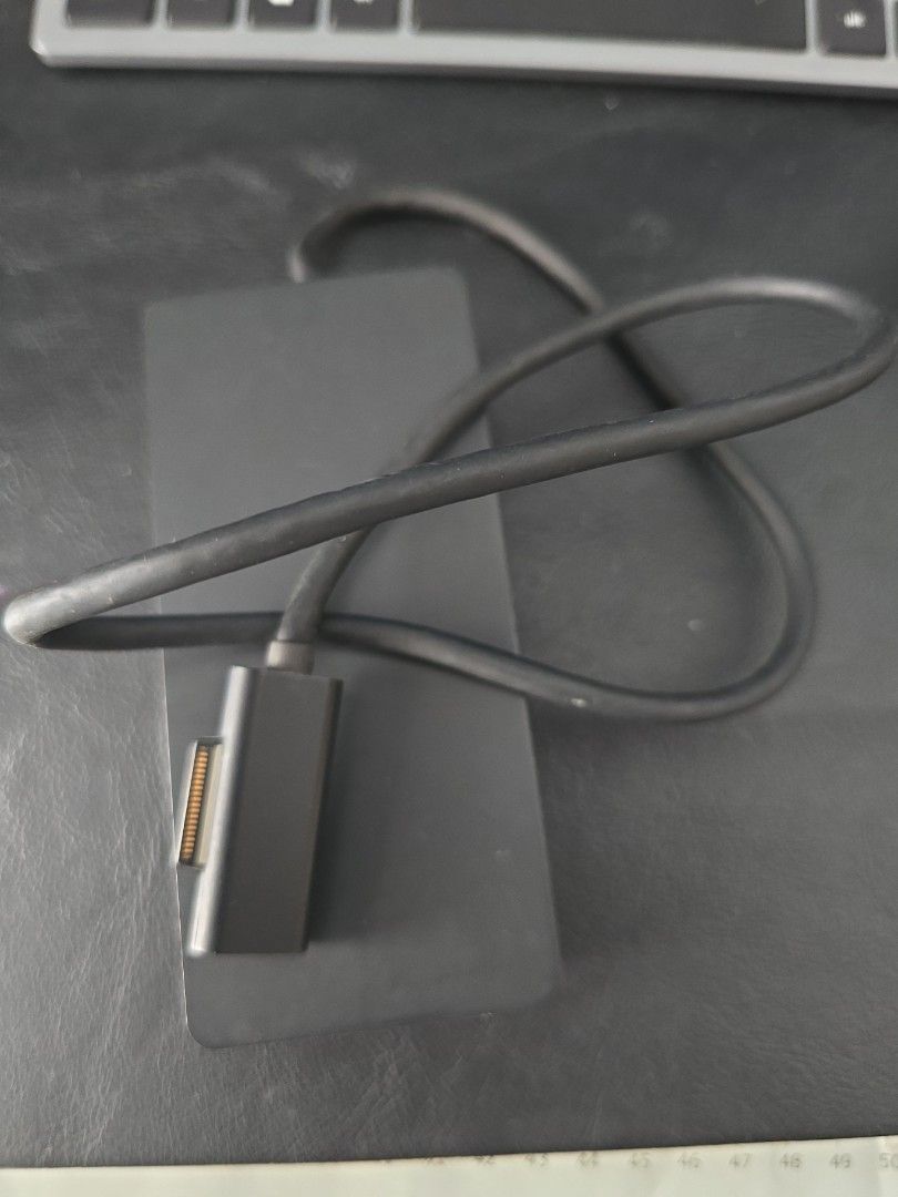 Microsoft Surface Docking Station457379986319626241