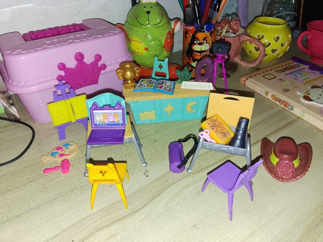 MLP Small classroom set (Category: Kids Toys) located in Manila. Submitted by gentlecrystal.15dc80 (Listing ID 1438557233, Image 1). Description: ✧･ﾟ: *✧･ﾟ:* My little pony doll small classroom set going for ₱420 includes: Teacher's desk, Two students' desk, Three chairs, One easel, One tripod with a little camera, five books of different types, A flash light, A pair of scissors, Rainbow dash's purple duffle bag, Two structures for science, Celes