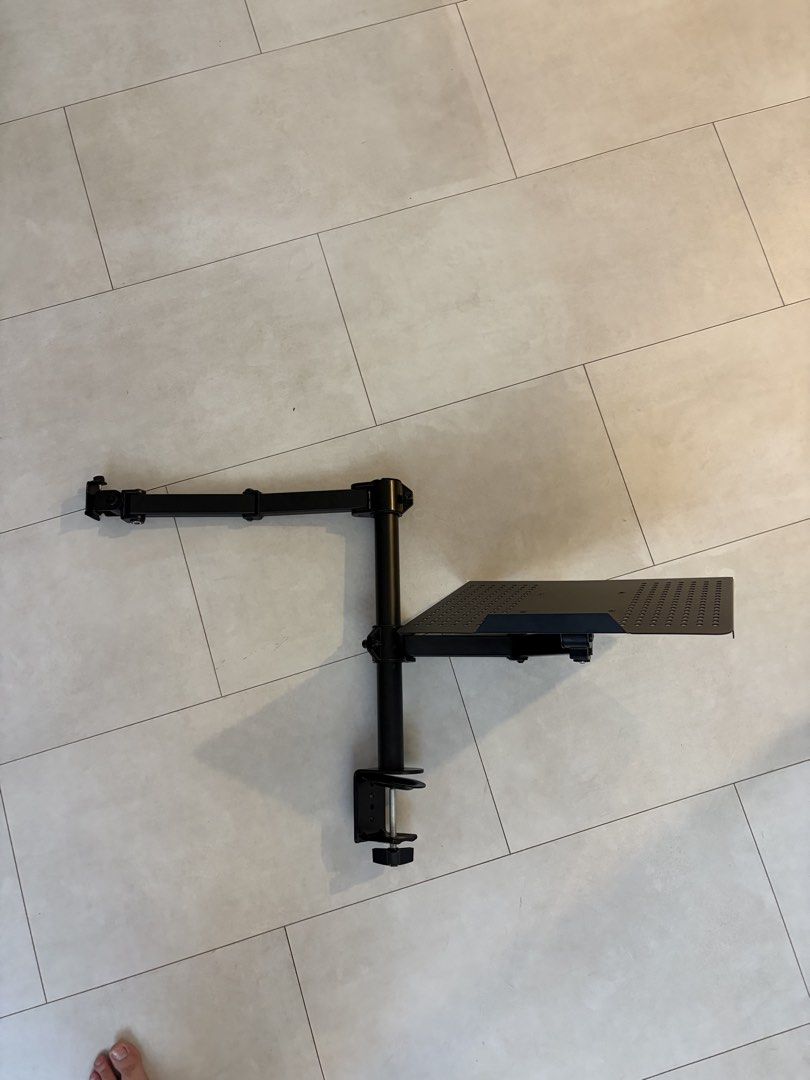 Monitor arm with laptop holder457725219922268161