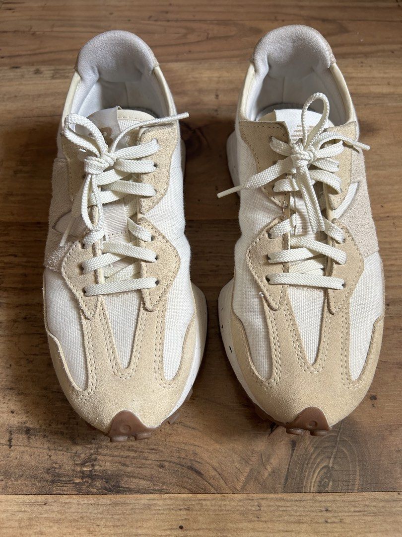 New Balance 327 Turtledove (Category: Sneakers) located in Pasig City. Submitted by theffpreloved (Listing ID 1438552489, Image 3). Description: RARE COLOR LIKE NEW EXCELLENT USED CONDITION SIZE 8 US 25cm WORN 3x .