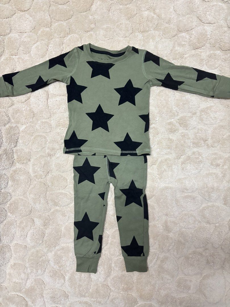 Next Pyjamas (Category: Babies & Kids Fashion) located in Gua Musang. Submitted by shaashanggg (Listing ID 1438577992, Image 1). Description: Size : 12-18m Condition : wear for a few times 8/10 - very good.
