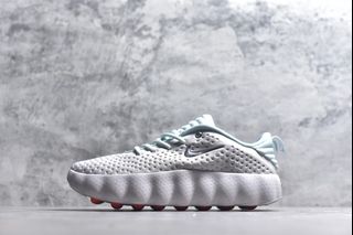 (Category: ) located in . Submitted by Outlet.Sneakers (Listing ID 1438516282, Image 1). Description: .