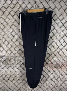 (Category: ) located in . Submitted by thriftandthrive19 (Listing ID 1438540787, Image 1). Description: .