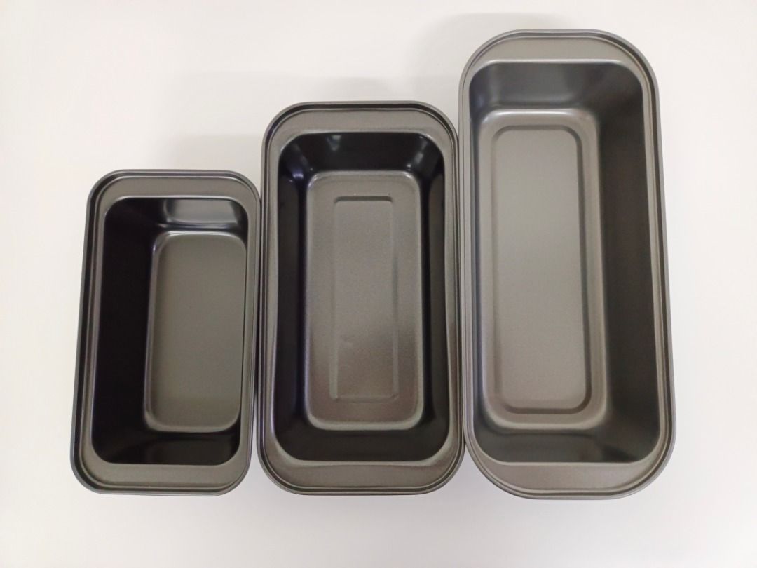 Non Stick Loaf Cake Baking Pan (Category: Bakeware) located in Quezon City. Submitted by inter_active_megawares (Listing ID 1438571191, Image 1). Description: Non Stick Loaf Cake Baking Pan IAC-159 - Small Price: P100.00 Over all measurements Weight:100g Length:18.3cm Width:9.5cm Height:4.5cm Inner measurements Top width: 8.5cm Top length: 15cm Bottom width: 7cm Bottom length: 13.5cm IAC-144 - Medium Price: P110.00 Over all measurements Weight:17