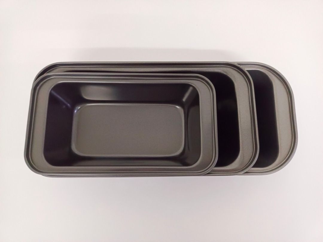 Non Stick Loaf Cake Baking Pan (Category: Bakeware) located in Quezon City. Submitted by inter_active_megawares (Listing ID 1438571191, Image 2). Description: Non Stick Loaf Cake Baking Pan IAC-159 - Small Price: P100.00 Over all measurements Weight:100g Length:18.3cm Width:9.5cm Height:4.5cm Inner measurements Top width: 8.5cm Top length: 15cm Bottom width: 7cm Bottom length: 13.5cm IAC-144 - Medium Price: P110.00 Over all measurements Weight:17