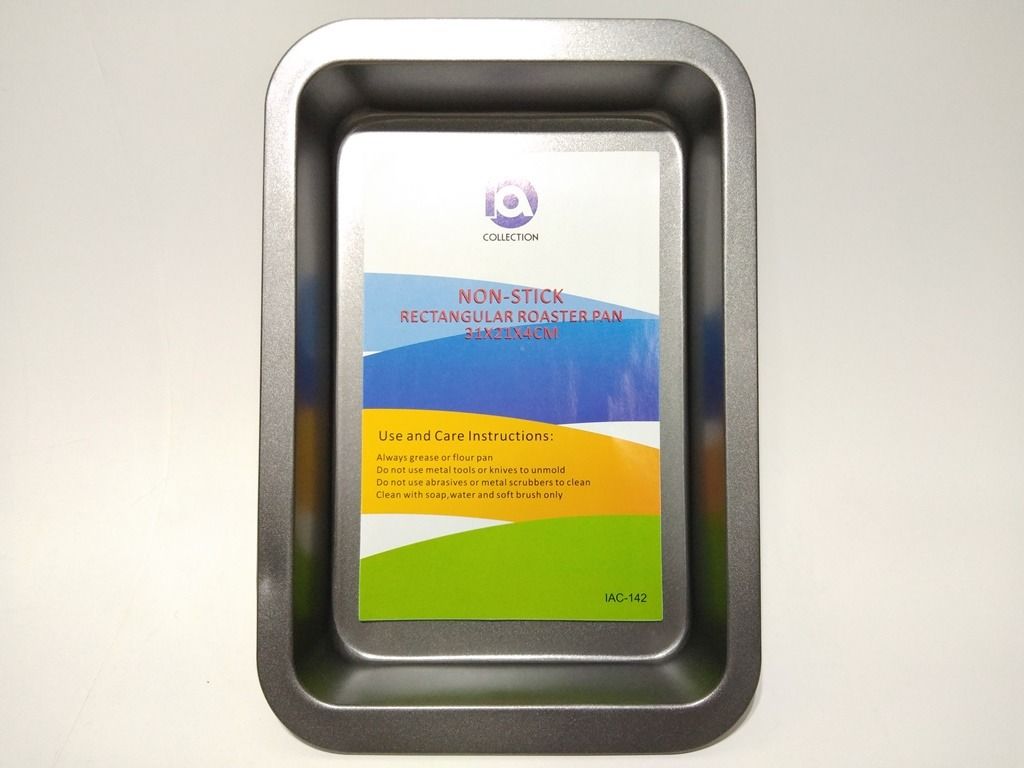 Non Stick Rectangle Roaster Deep Cake Baking Pan (Category: Bakeware) located in Quezon City. Submitted by inter_active_megawares (Listing ID 1438570729, Image 3). Description: Non Stick Roaster Cake Rectangle Baking Pan IAC-142 - Small Price: P165.00 Weight:280g Outer Measurements: 31x:21x4cm Inner Top Measurements: 27x18cm Inner Bottom Measurements: 25.5x16.5cm IAC-143 - Big Price: P190.00 Weight:350g Outer Measurements: 36x:23x4.5cm Inner Top 