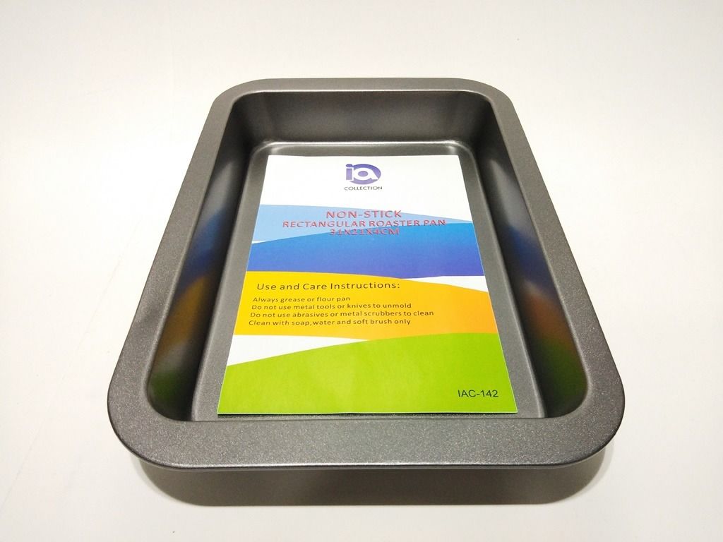 Non Stick Rectangle Roaster Deep Cake Baking Pan (Category: Bakeware) located in Quezon City. Submitted by inter_active_megawares (Listing ID 1438570729, Image 2). Description: Non Stick Roaster Cake Rectangle Baking Pan IAC-142 - Small Price: P165.00 Weight:280g Outer Measurements: 31x:21x4cm Inner Top Measurements: 27x18cm Inner Bottom Measurements: 25.5x16.5cm IAC-143 - Big Price: P190.00 Weight:350g Outer Measurements: 36x:23x4.5cm Inner Top 