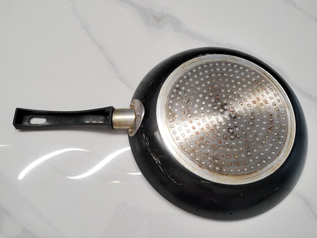 Non-Stick Frying Pan - Used457434533861806081