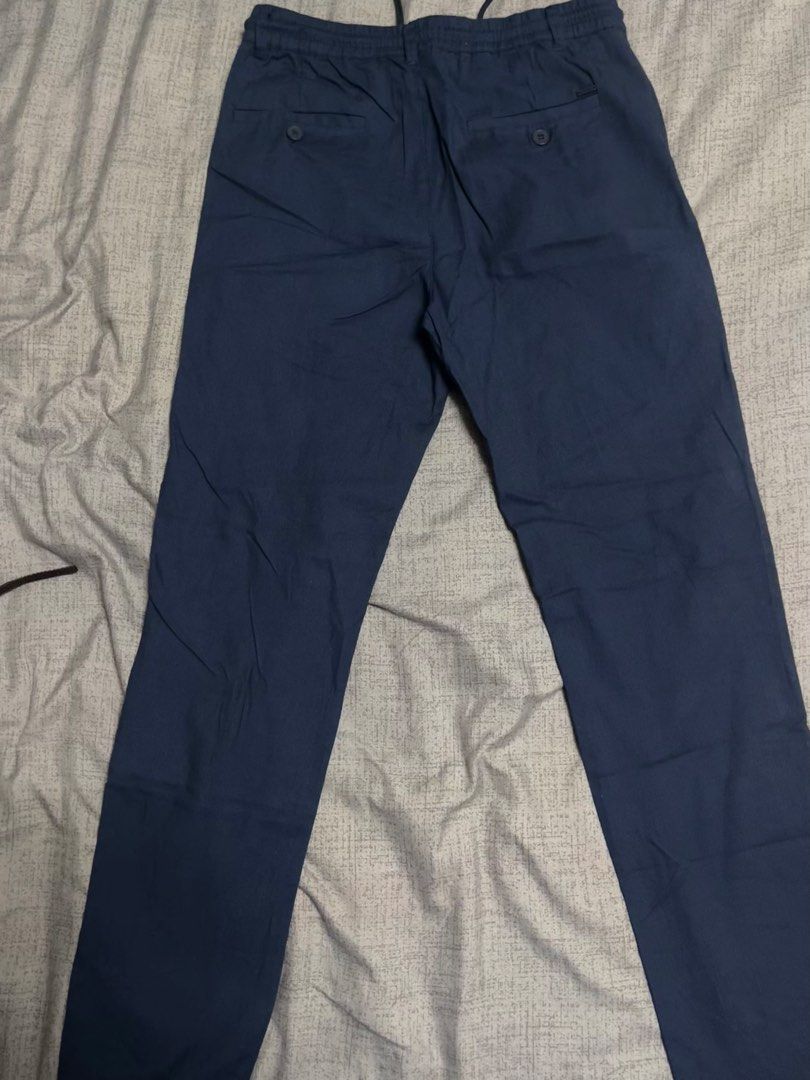 NUKUTAVAKE Navy Blue Pants 14/160cm (Category: Other Bottoms) located in Quezon City. Submitted by listless32 (Listing ID 1438690815, Image 2). Description: Waist 28 - 29 L is 37 Navy blue NUKUTAVAKE pants. Size 14/160cm. Features drawstring waist and two back pockets. Made in China..