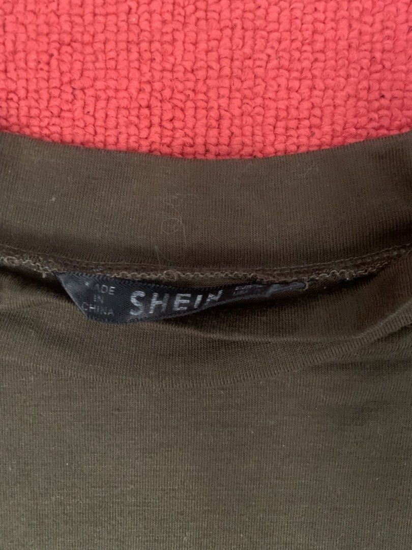 Olive Green Front Tie Long Sleeve Round Neck (Category: Blouses) located in General Trias. Submitted by sofiethrifts (Listing ID 1438588076, Image 2). Description: .