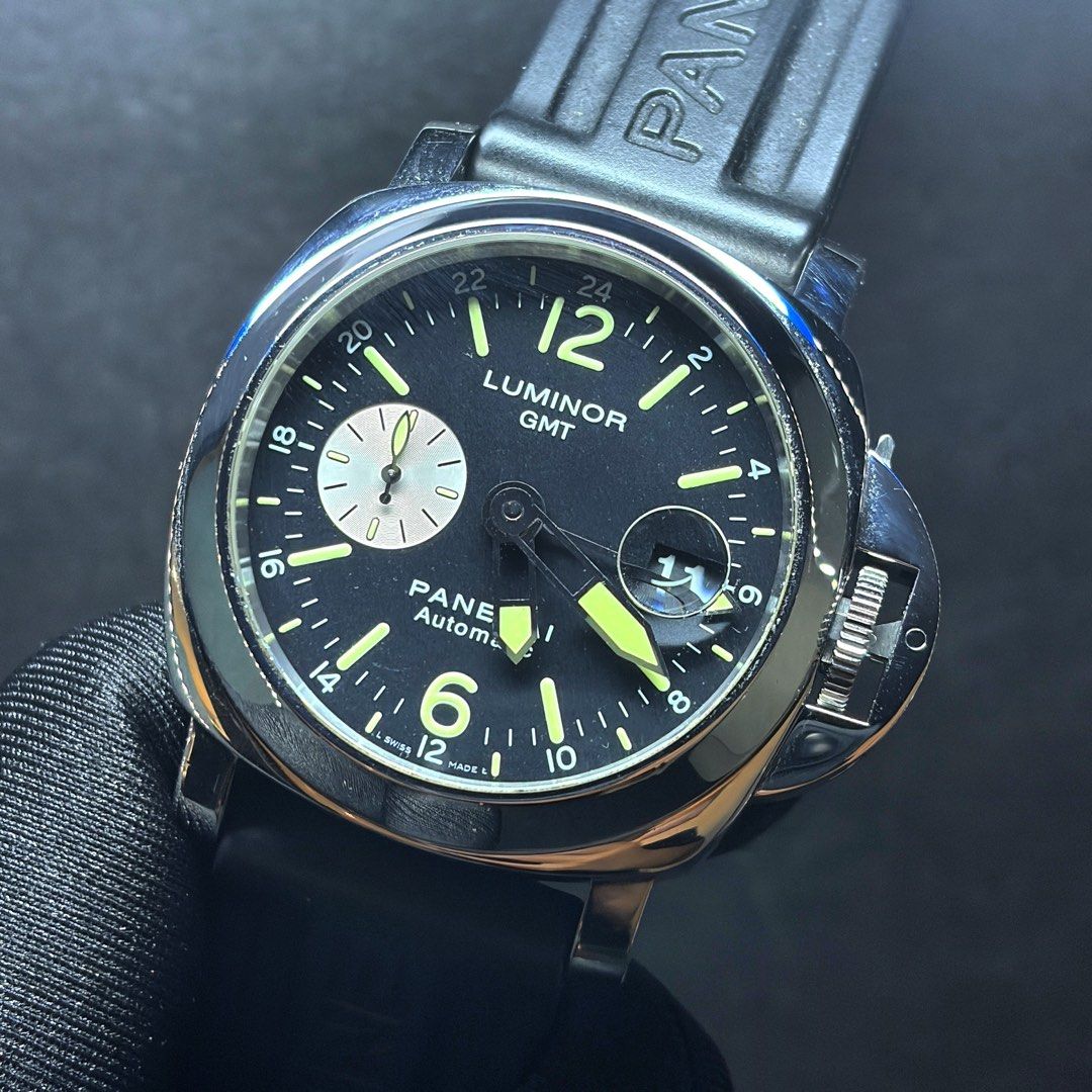 Panerai Luminor GMT 44mm Pam0088 K Series. (Category: Watches) located in Singapore. Submitted by internationalluxurysg (Listing ID 1438596050, Image 2). Description: Watch details: •Box & cert dated 2008 •Comes with 1 rubber strap + tang buckle Welcome certain trades. Our shop is located at 14 Scotts Road, Far East Plaza. Kindly note that we operate on a "by appointment basis" Contact Andre @ 9685 8955 to arrange Follow us @: 1. Tele-gram: https