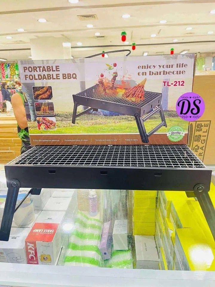Portable BBQ Grill (Category: BBQ, Grills & Hotpots) located in Manila. Submitted by micoooy (Listing ID 1438691858, Image 2). Description: .