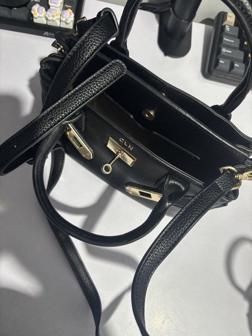 Preloved Sling Bag CLN (Category: Cross-body Bags) located in Quezon City. Submitted by rishfav21 (Listing ID 1438518284, Image 2). Description: .