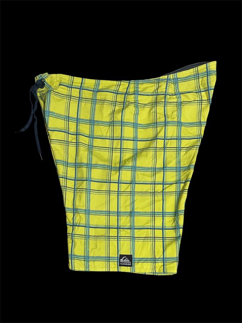 Quiksilver Plaid Board Shorts (Category: Swim Trunks & Board Shorts) located in Manila. Submitted by stepsole (Listing ID 1438568533, Image 2). Description: Excellent condition Color rate 10/10 Size ‘42 on tag .