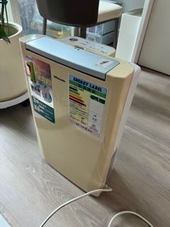 （分類：）位於 。 由 derek3190 提交（商品編號 1438504669，圖片 1）。簡介： 。