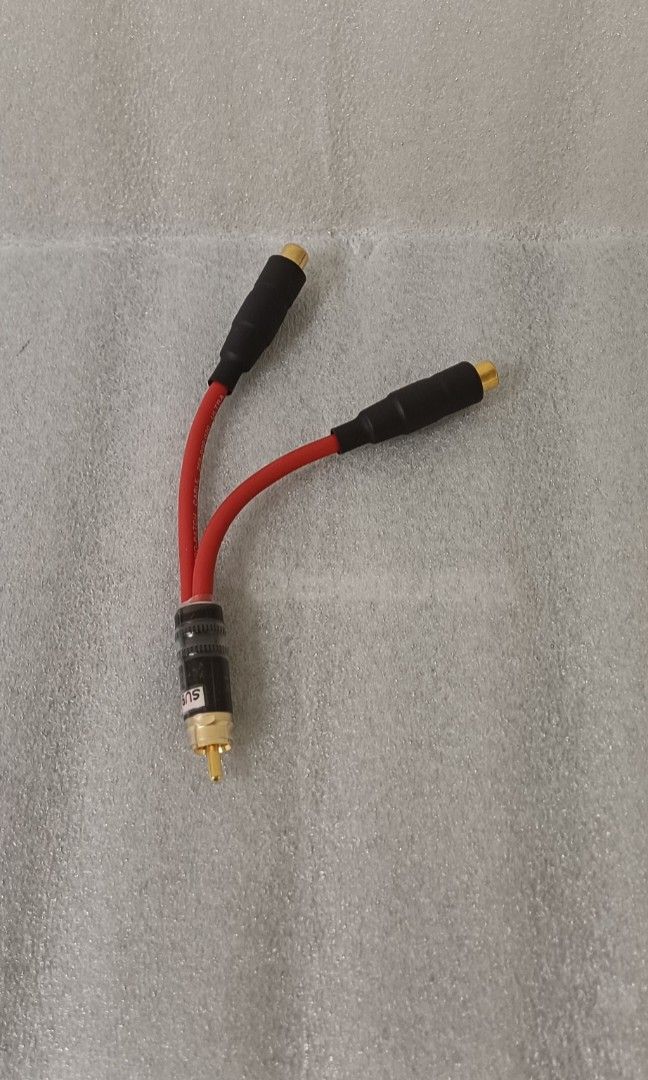 RCA Audio Splitter Cable457596231567943680