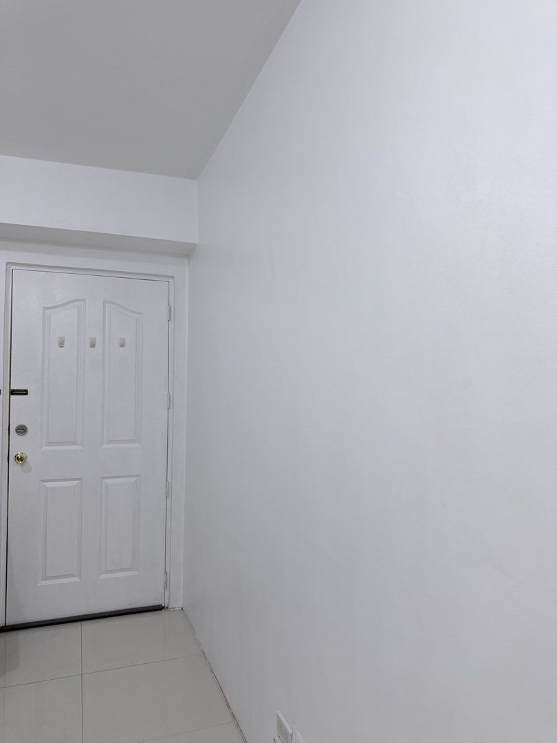 Rent new manila avida tower 2 (Category: Apartments & Condos) located in Manila. Submitted by kaths88 (Listing ID 1438634271, Image 3). Description: Condo Unit for rent ‼️ 📍Avida Towers- New Manila Col. Bonny Serrano Ave, Quezon City Near Greenhills, Crame, Cubao, Santolan-Annapolis and nearby convenience stores, fastfood chains, and laundry services Studio type w/ balcony Semi-furnished (water heater included) 26 sqm Tower 2, 5th floor Amenitie