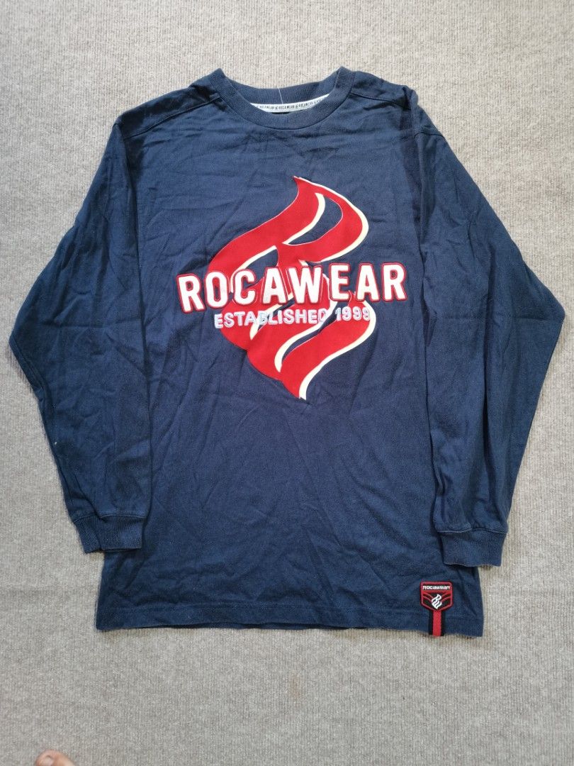 Rocawear longsleeve (Category: Tshirts & Polo Shirts ) located in Apalit. Submitted by _doer (Listing ID 1438528309, Image 1). Description: Size large on tag 20 inches width 28 inches length No flaws 800 or best offer.