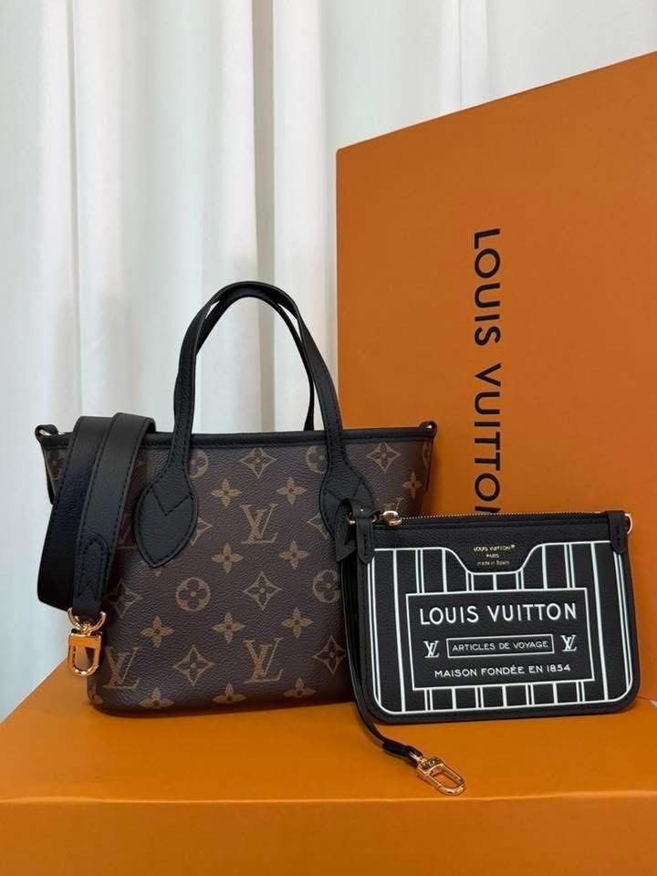 Sale‼️Lv Mini Reversible Tote (Category: Luxury Bags & Wallets) located in Manila. Submitted by bagsandmanymanymore1 (Listing ID 1438604834, Image 1). Description: Preloved Lv Mini Reversible tote Microchip scannable serial Fixed price Rare to find Size 25cm Please read before you order 👉🏻❗️Payment first before shipping ❗️Cut off time of payment 11am sameday delivery ❗️NO MEET UP / NO PICK UP ❗️ORDER CANNOT BE CANCELLED ❗️PLEASE DON’T BUY IF YO
