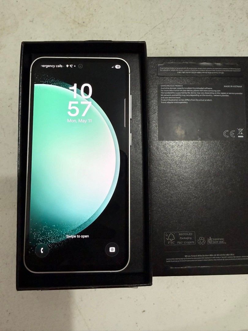 Samsung S23FE (Category: Samsung) located in Marikina City. Submitted by celyatsara (Listing ID 1438505603, Image 3). Description: FOR SALE SAMSUNG GALAXY S23 FE NTC Approved No scratches With original box Not locked to any network provider NO ISSUE RFS: extra phone Please dm me if interested. 😊 .