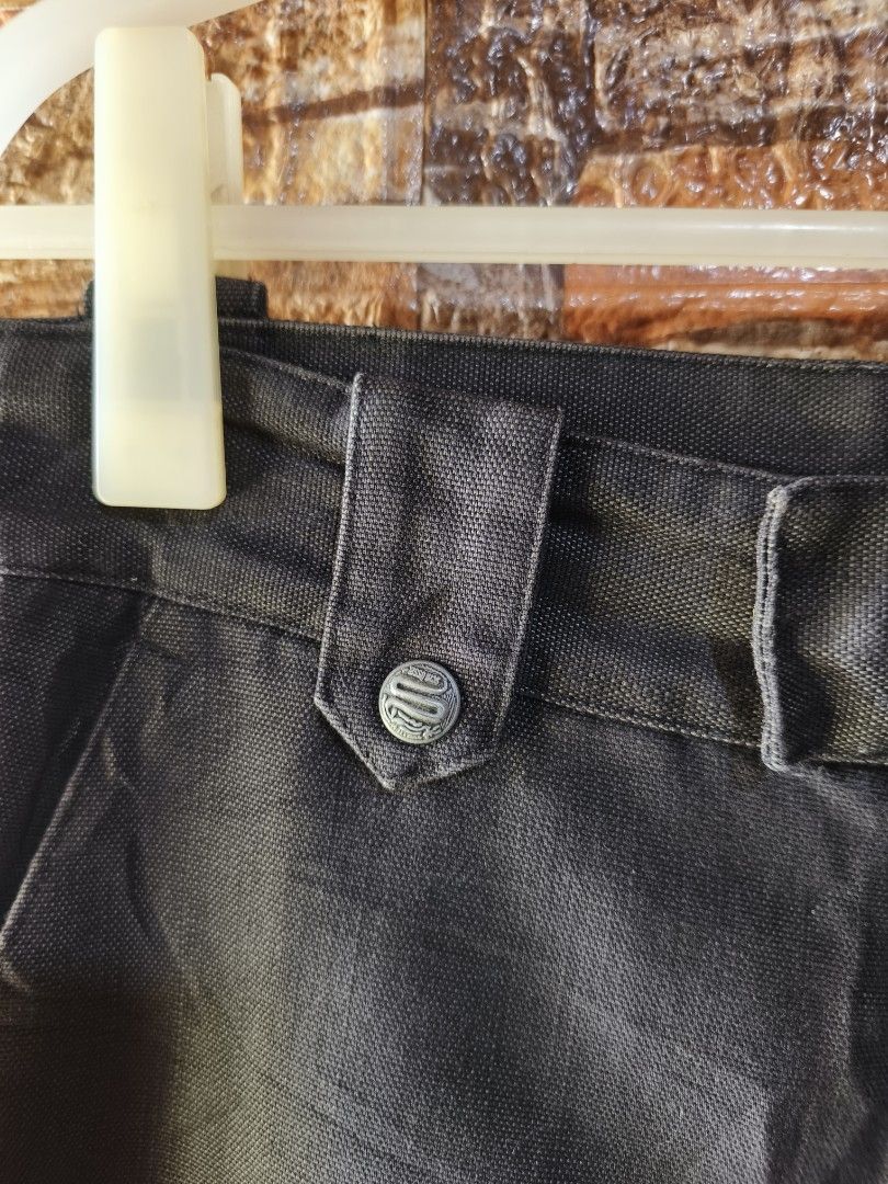 Schlüssel Black Flare Pants Size 2 (Category: Jeans) located in Davao. Submitted by vndrgd (Listing ID 1438599551, Image 3). Description: - Black Schlüssel pants - Size 2 - Waist: 30-31 inches - Length: 40.5 inches - Hem: 9 inches - Features button details - Zipper closure - Made of sturdy material - Brand and size tag present.