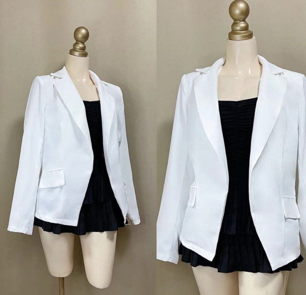 SHEIN CALVAYA White Blazer (Category: Coats, Jackets and Outerwear) located in Taguig. Submitted by _rian20 (Listing ID 1438596610, Image 1). Description: Never been used. Na stock lang sa drawer. White blazer. Can used in any events. Bets na bets ko itech but never nasuot hahahaha🩷🛍️👗.