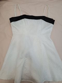 (Category: ) located in . Submitted by coolclosetcleaner (Listing ID 1438685443, Image 1). Description: .