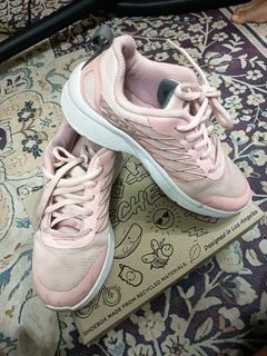 (Category: ) located in . Submitted by esqq_wardrobe (Listing ID 1438692607, Image 1). Description: .