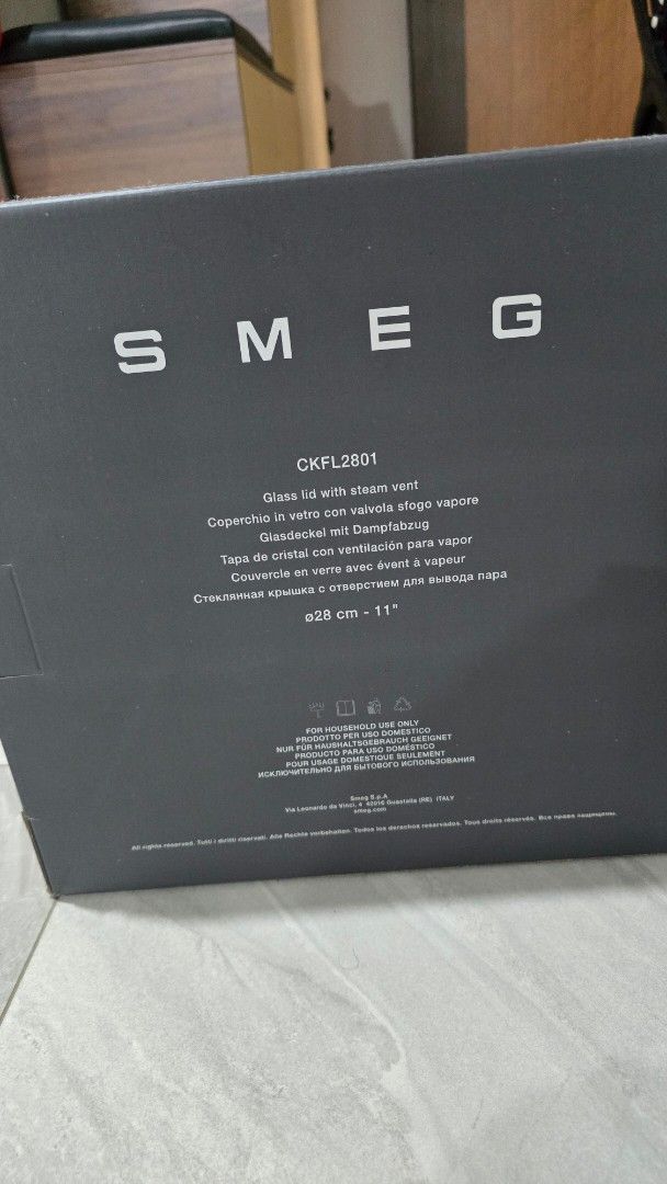SMEG 28cm Padella Frying Pan - Red457877695601715203