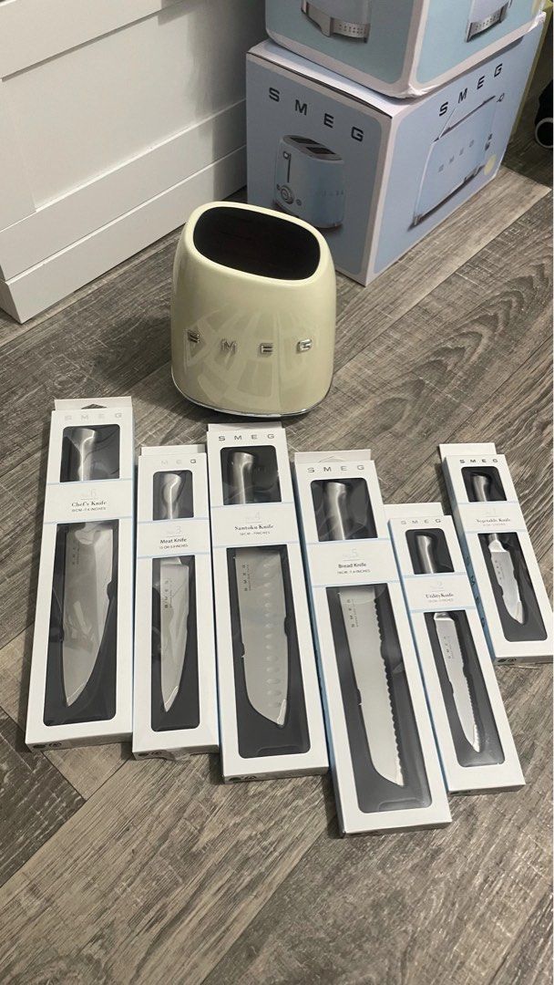 Smeg Knife Block Set - Brand New457666132370401282