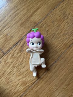 (Category: ) located in . Submitted by applesandeggs (Listing ID 1438596829, Image 1). Description: .