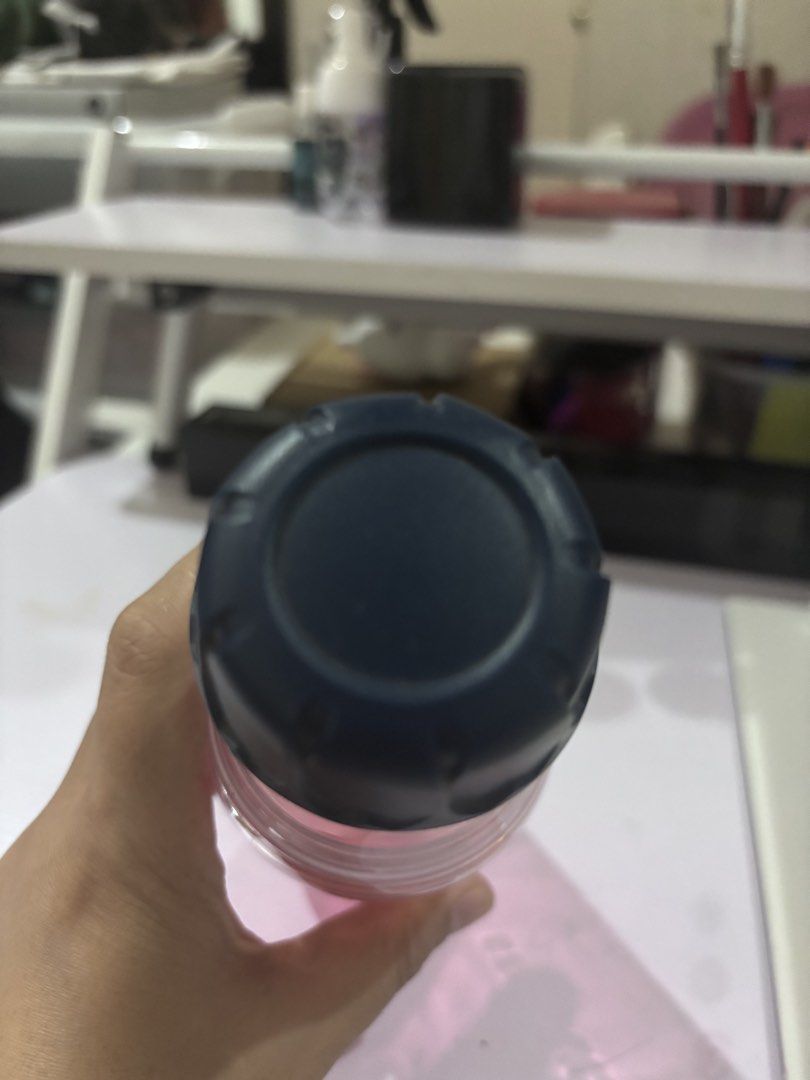 Starbucks bottle (Category: Water Bottles & Tumblers) located in Paranaque City. Submitted by luxemomma (Listing ID 1438687832, Image 3). Description: Lightly used Loc: paranaque MOP: gcash/bpi.
