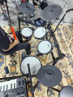 (Category: ) located in . Submitted by drummer99 (Listing ID 1438508833, Image 1). Description: .